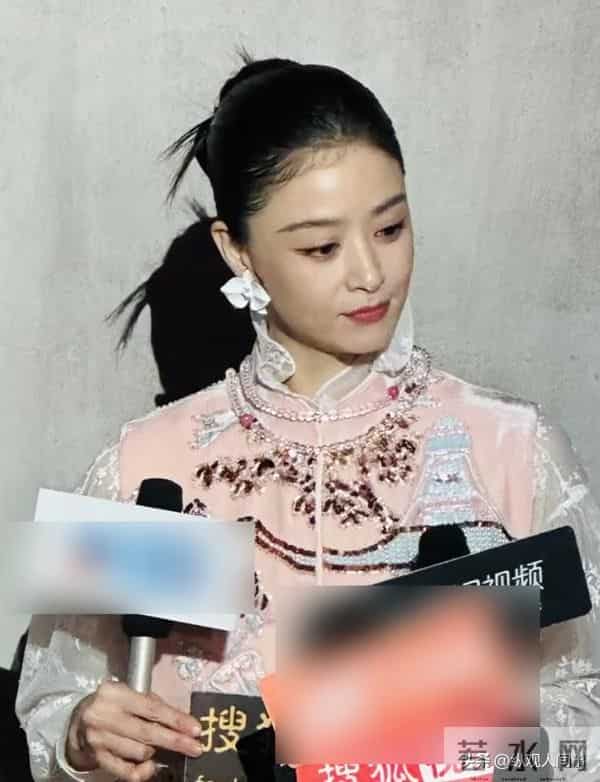 上海红毯：惠英红脸肿胀，蒋欣头包脸骨相绝，胡杏儿斜刘海显老