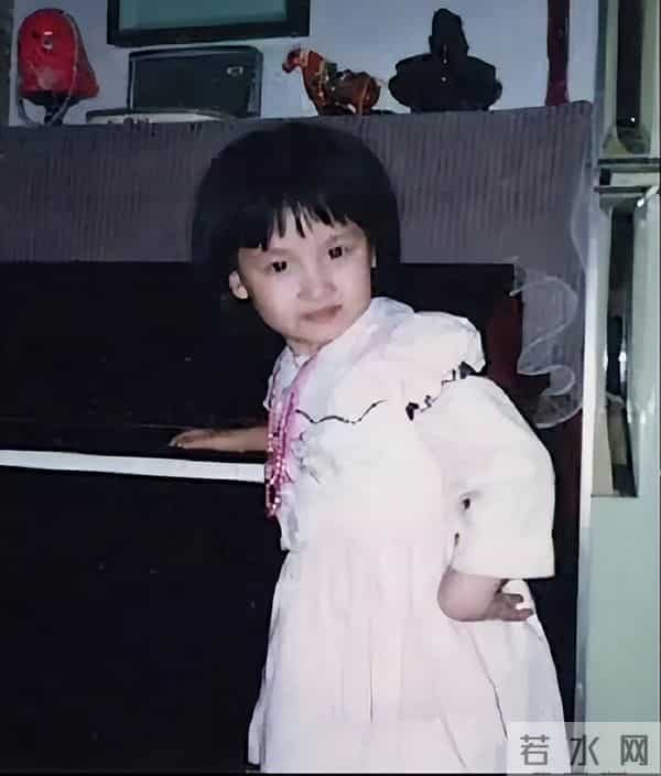 她因美貌受骚扰,拒绝导演七次后被雪藏多年,43岁又凭实力翻红