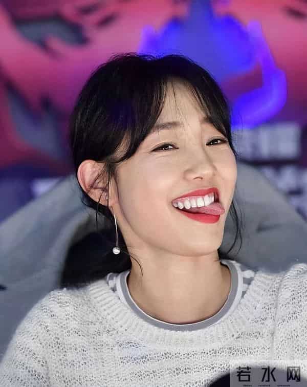 不忍了！白百何手撕王传君，被王家卫封杀的他，也学会花钱买特权