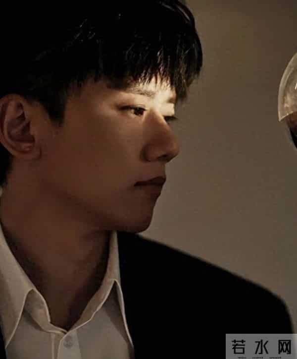 央媒点名，42岁的张杰高调官宣喜讯，这次他狠狠为谢娜争了口气