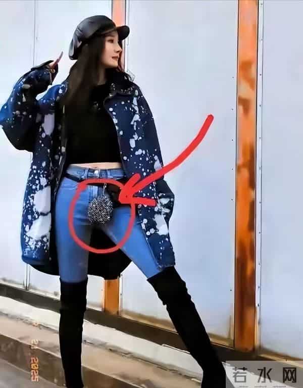 杨幂裤子引热议，时尚圈腥风血雨，审美标准再起争议