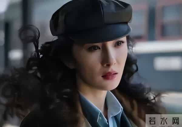 被“艳压”8年,杨幂再次官宣新消息,已是赵丽颖高攀不起的存在