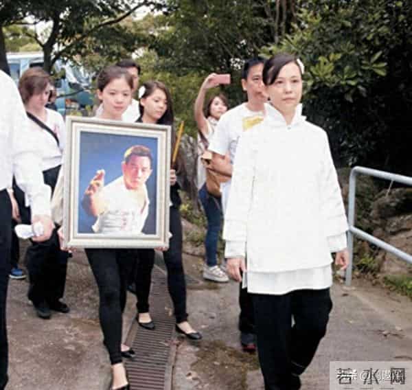突发!香港知名演员骨灰被盗,妻子多次遭威胁拒绝给赎金