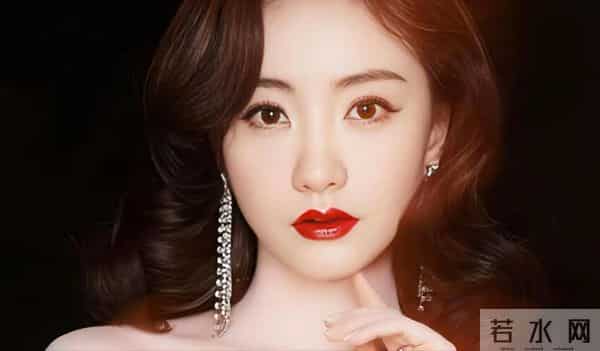 横店这一夜,珠圆玉润的短剧女神郭宇欣,秒了内娱一堆“排骨精”