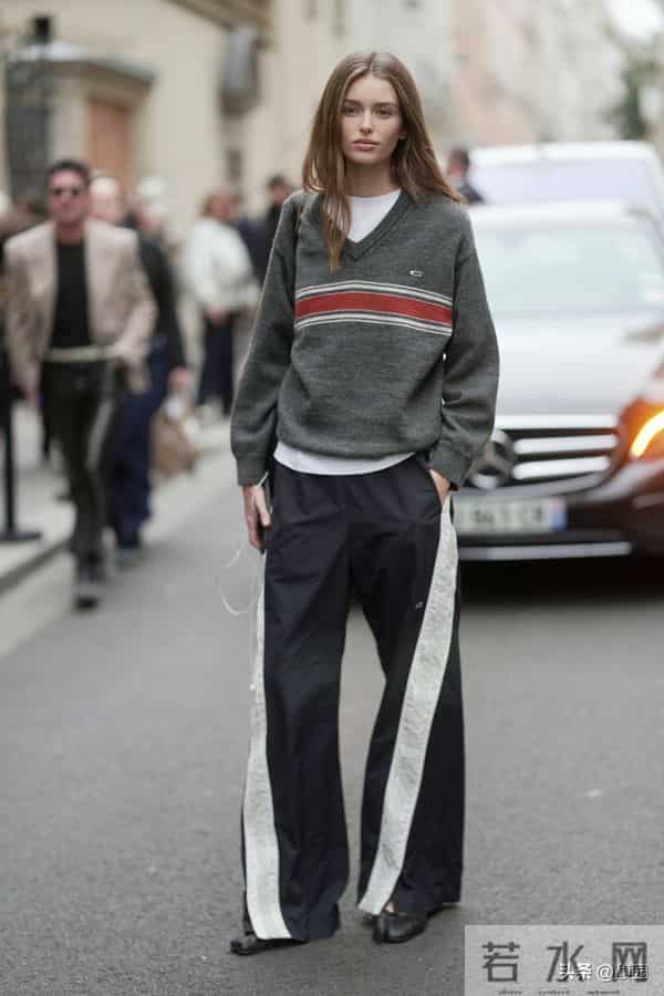 为什么灰色毛衣是时尚界最响亮的意向宣言