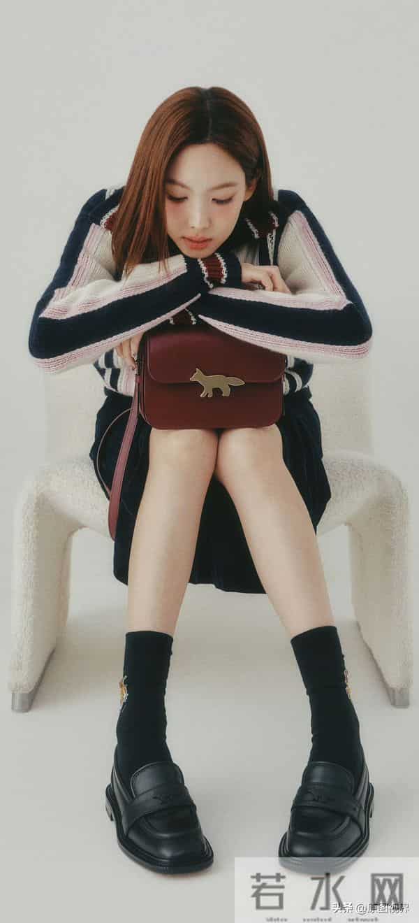 娜年今日——林娜琏时尚写真大图