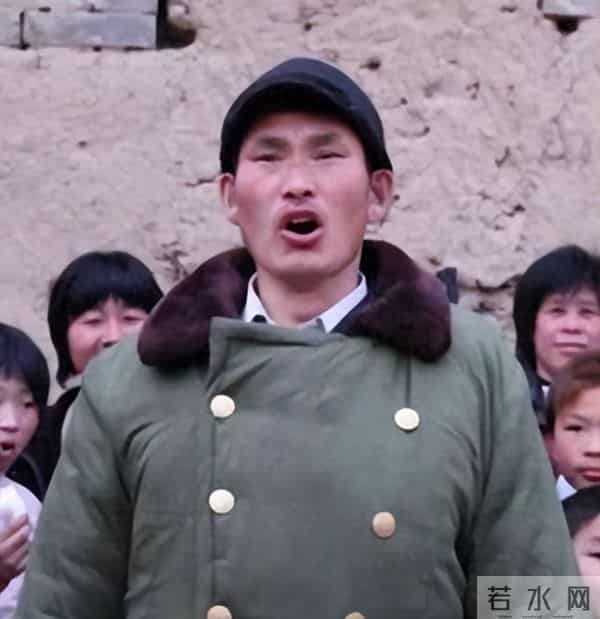 国家出手!大衣哥案判了,闹事者下场解气,可还有个网暴者没解决