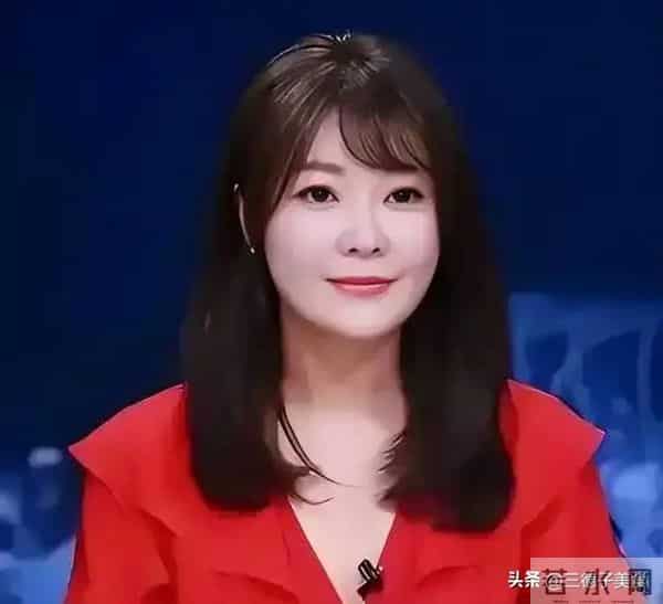 丁克15 年遭婆婆催生，41岁生下“矮小症”女儿，王小骞如今怎样了