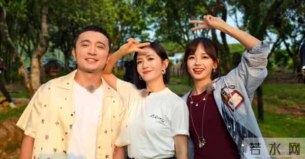 官媒接连发文，高调官宣44岁谢娜喜讯，全网恭喜，终于等到这一天