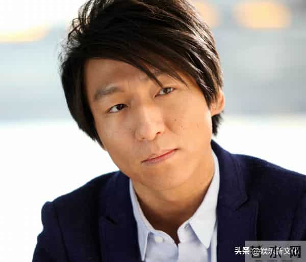 一天三瓜个个离谱:男星复出被举报,女星被曝同居!白百合开撕!