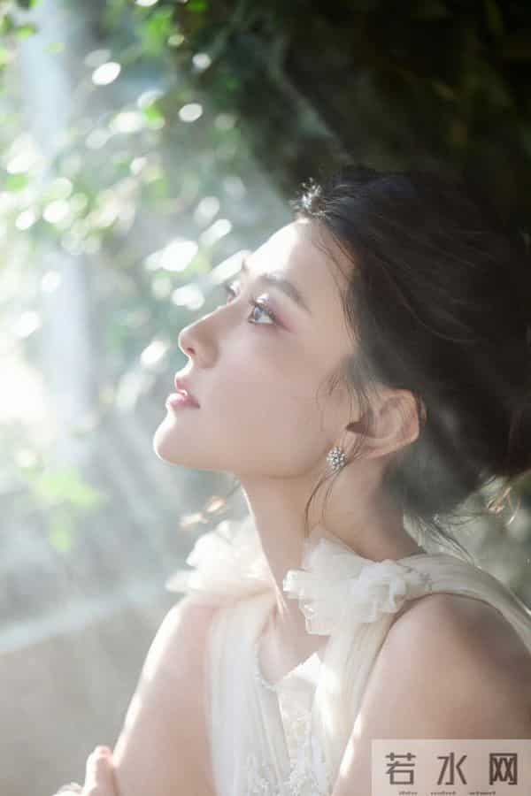 11.4娱乐瓜:肖战 杨紫 成毅 杨幂 白鹿 彭小苒 张凌赫 梁洁 李兰迪