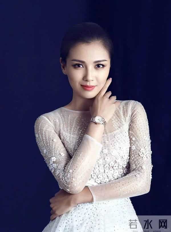 刘涛大长腿集合图来喽，美得不要不要的太爱了