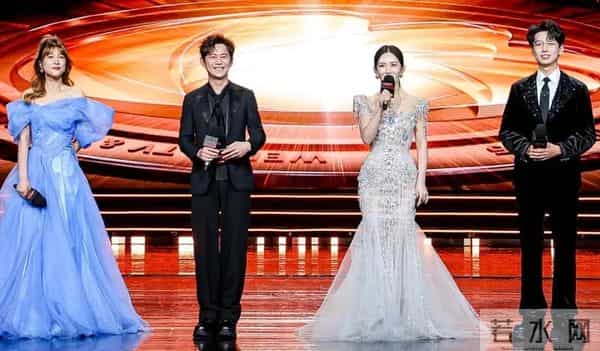 不到一周，张杰谢娜相继官宣好消息，全网恭喜，终于等到这一天