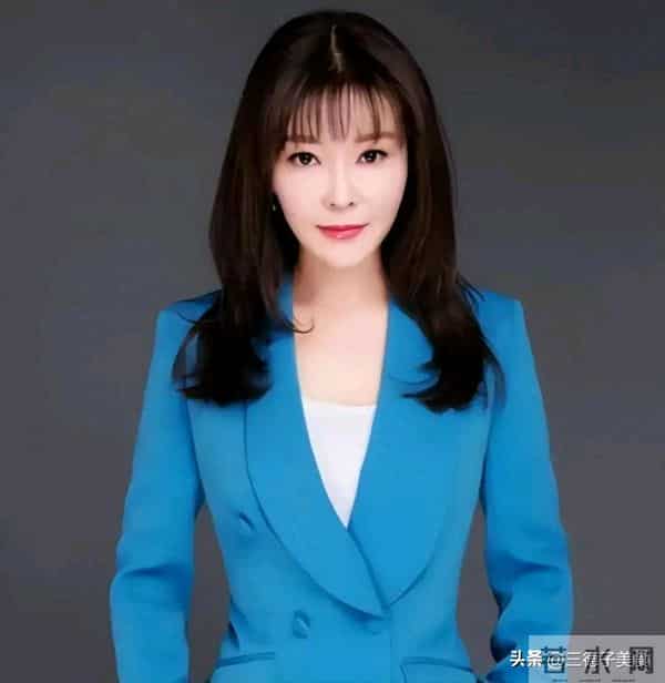 丁克15 年遭婆婆催生，41岁生下“矮小症”女儿，王小骞如今怎样了