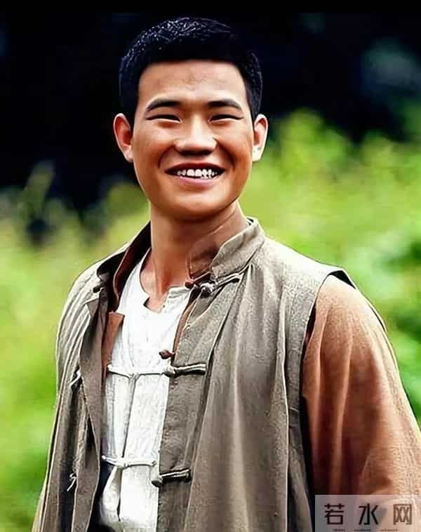 嘎子哥谢孟伟及妻子郭珊珊再次被限制高消费!谢孟伟还能翻身吗