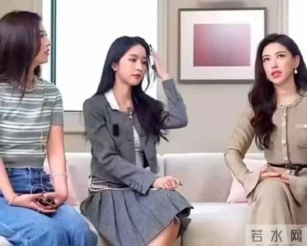 翁青雅业务能力太差，道歉都说不明白，网友：成功让朱珠圈粉无数