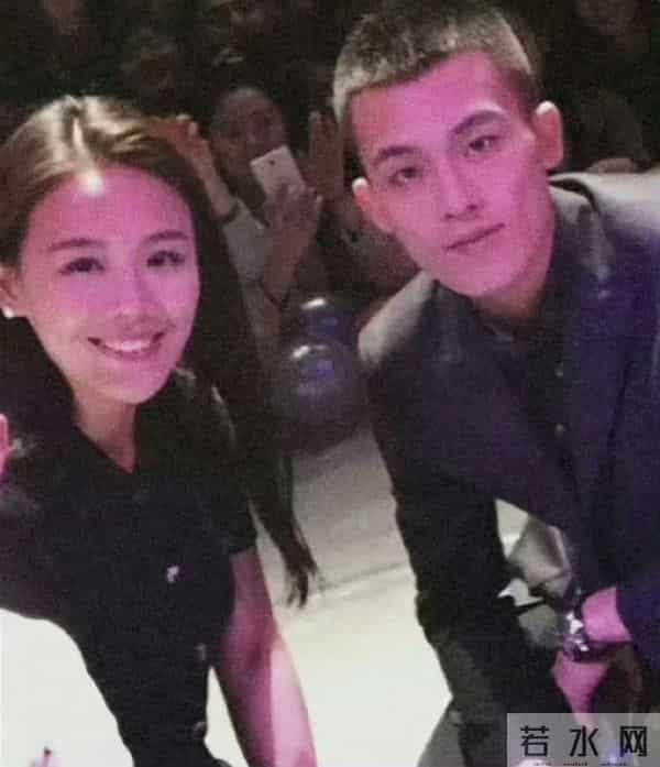 欧豪在看马思纯吗，网友：我感觉他是在看马思纯