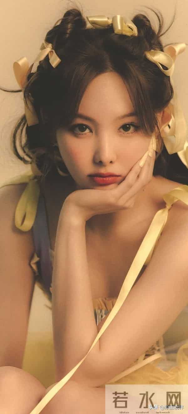 娜年今日——林娜琏时尚写真大图