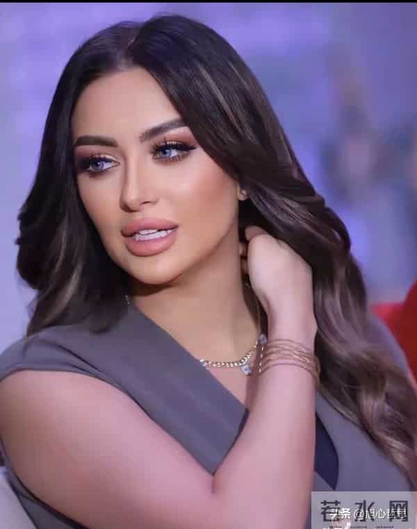 这位黎巴嫩大码超模美若天仙!胖胖的身材却是顶级颜值,终身难忘