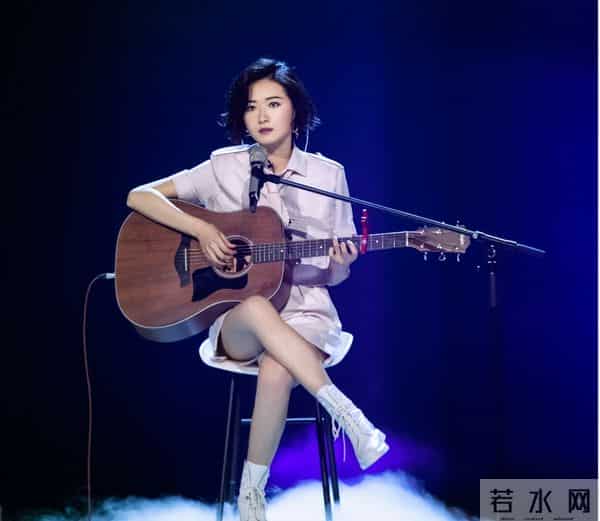 她因美貌受骚扰,拒绝导演七次后被雪藏多年,43岁又凭实力翻红