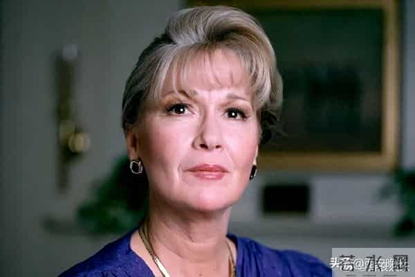 美国演员戴安·拉德去世，曾凭《曾经沧海难为水》《我心狂野》《容易受伤的玫瑰》三度提名奥斯卡最佳女配角