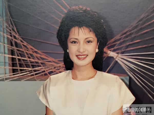 她是 “广东一枝花”，低调嫁揭阳富商育一子，儿媳也是著名主持人