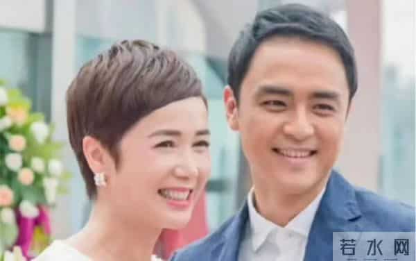 59岁蒋雯丽现状,定居英国,又瘦又老,网友惋惜:一代女神也老了