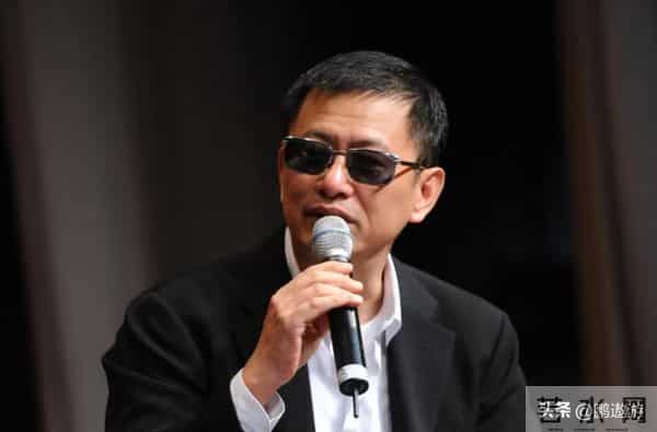 一天两大瓜,向太直播开怼王家卫,一代宗师骨灰被盗,个个离谱