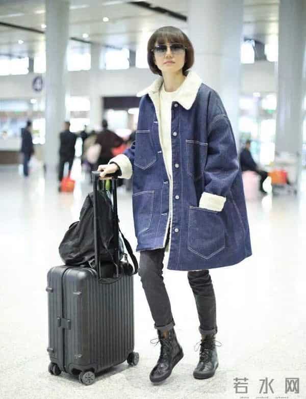 袁泉才是极简风穿搭标杆：基础款+配色干净，秋冬照穿高级感拉满