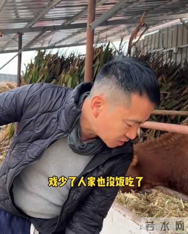 张颂文说对了,不拍戏就“消失”的演员李嘉明,已走上另一条大道