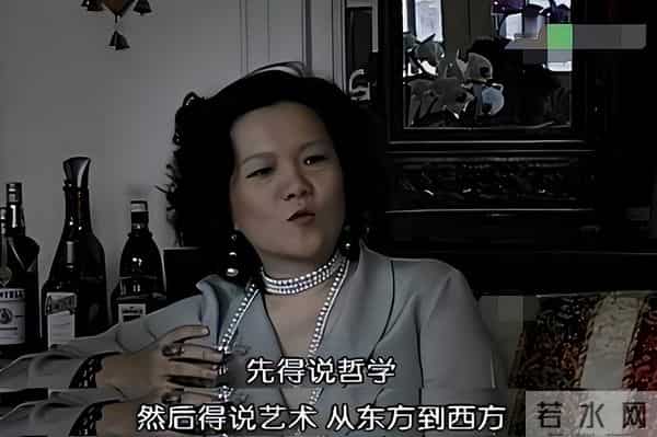 离婚34年后，64岁的洪晃住京郊百平豪宅，如今陈凯歌看了都懊悔