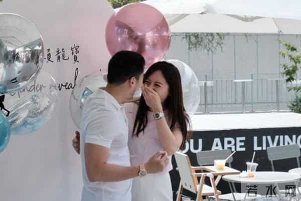 香港著名女星的前夫第三段婚姻陷入危机，女方已经删光所有合照