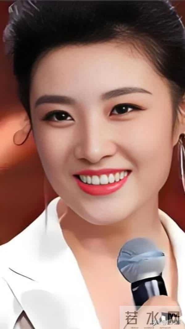 周涛年轻的美照。