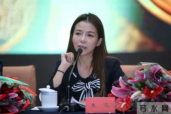 52岁朱迅近况曝光！面色苍白不敢认，网友：怎么变成这样了！