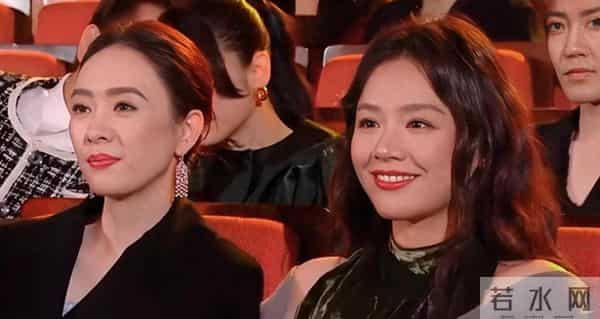 马思纯欧豪时隔7年再同框，男方活动上偷瞄女方，网友：希望复合