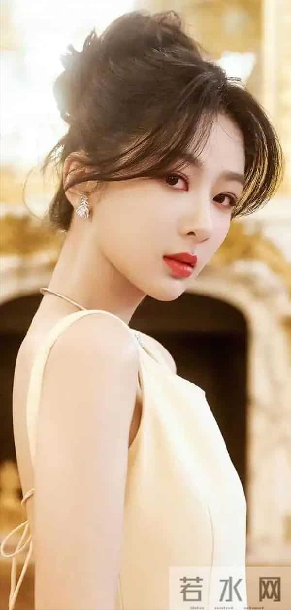 陪玩陪睡只是冰山一角，继王家卫被曝，金靖遭殃后 张纪中又曝内幕