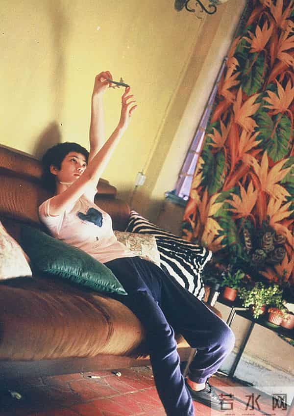 听了王家卫的录音文档，突然怀疑，张国荣的抑郁症不会和他有关吧