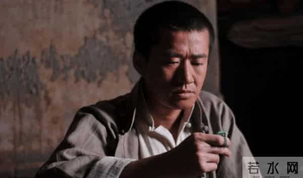 有名演员无戏可拍，回老家摆摊卖炒面，张颂文一句话揭开内娱真相