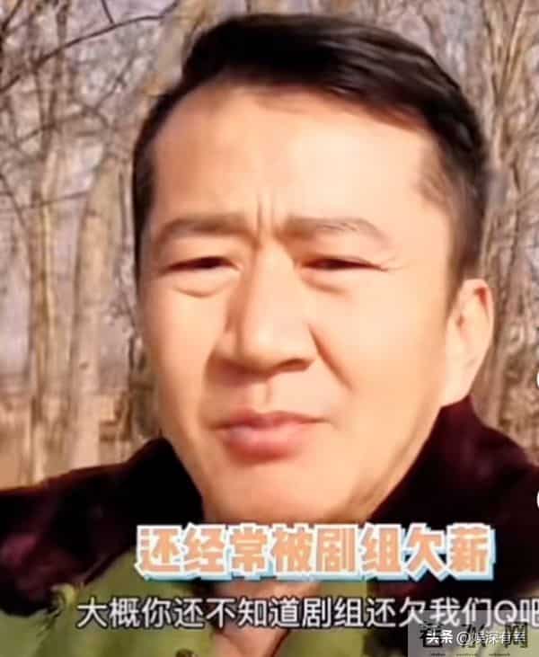 知名演员无戏可拍,已回老家摆摊挣钱,张颂文一句话揭开内娱真相