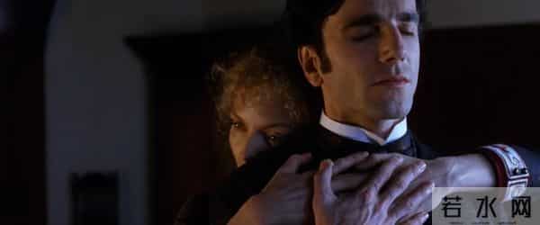 消失8年，这T0级演员突然复出了