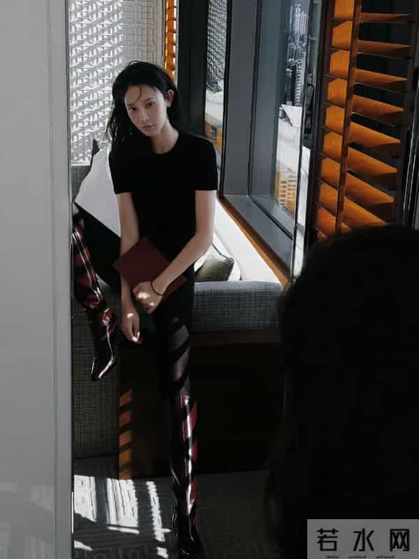 11.4娱乐瓜:肖战 杨紫 成毅 杨幂 白鹿 彭小苒 张凌赫 梁洁 李兰迪