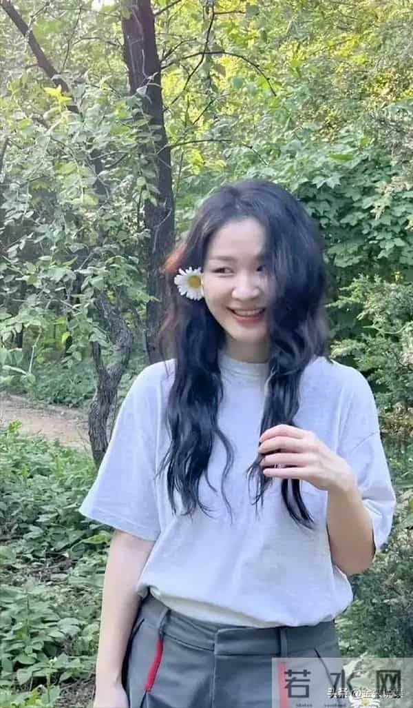 靠"卖笑"出名,被宋丹丹嫌厌!同样被"潜",她却不是第二个王传君