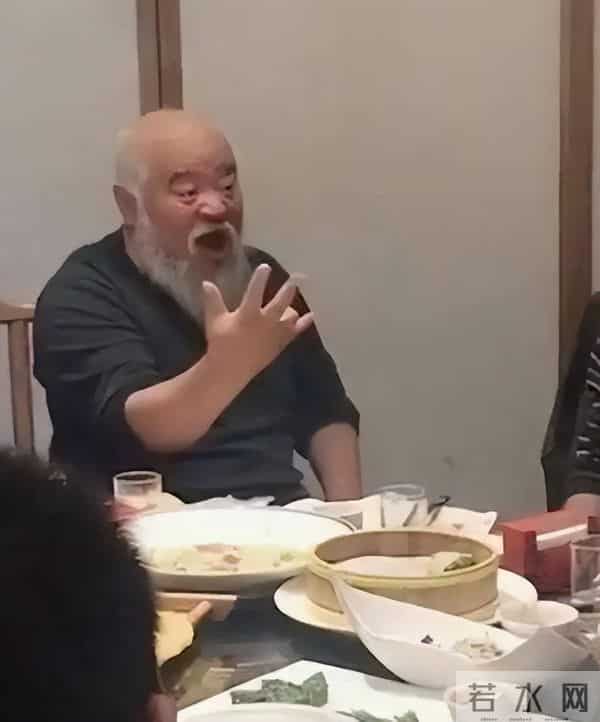 70岁的李琦：曾每天2包烟，顿顿8两酒，跟去世前的杨少华如出一辙