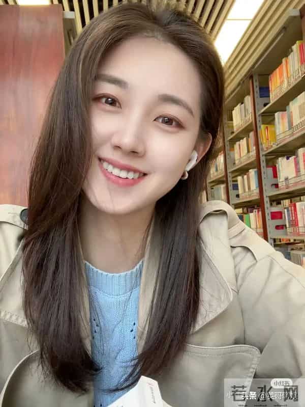 短剧十大女神彻底洗牌，岳雨婷没资格，李柯以第二，榜首没争议