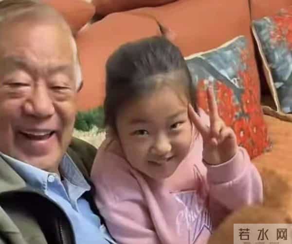 83岁高明近况,子高亮离世9月,儿媳成他与妻子晚年依靠