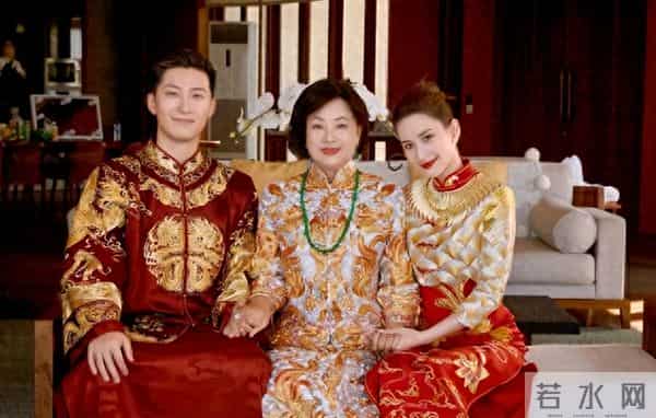 一波未平一波又起！奚梦瑶登上热搜，意外撕下了何超莲的“体面”