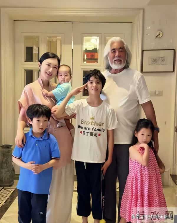 老夫少妻苦不堪言，74岁张纪中遇难题，杜星霖忍不了已发飙！