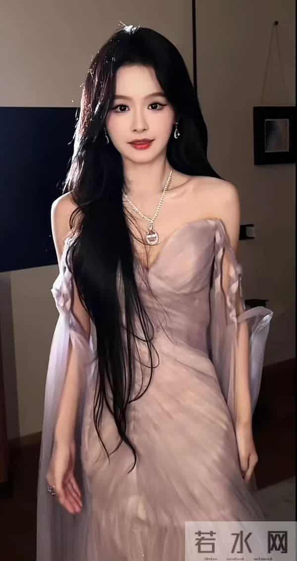 短剧顶流余茵碰瓷内娱顶流小花白鹿惹怒网友 半年撞3次 吃相太难看