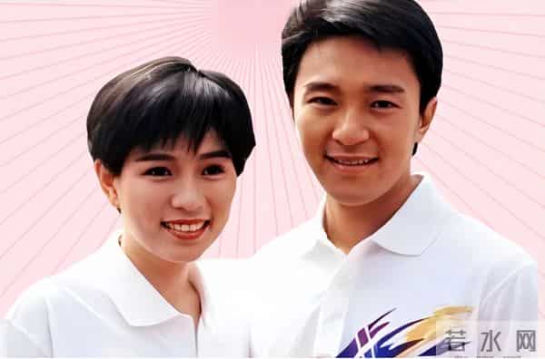 周星驰，最放不下的不是朱茵，也不是莫文蔚，而是嫁给别人的她