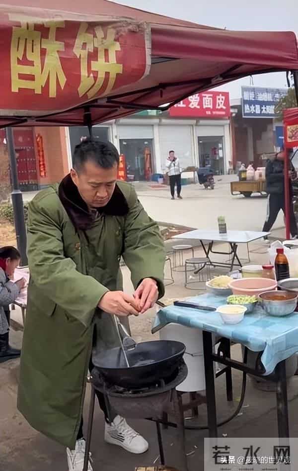 张颂文说对了,不拍戏就“消失”的演员李嘉明,已走上另一条大道